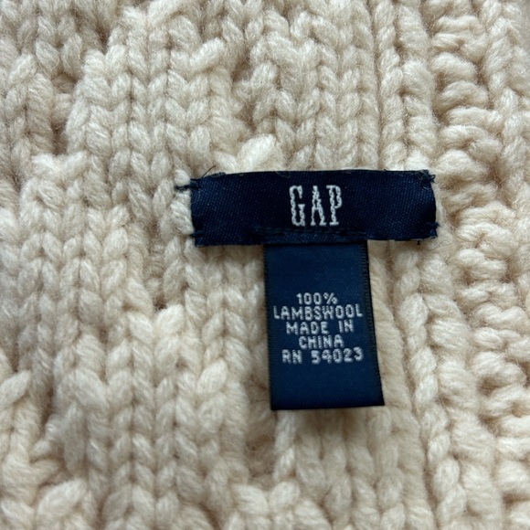 Gap Cable Knit 100% Lambs Wool Scarf 94 In Long - Picture 4 of 4
